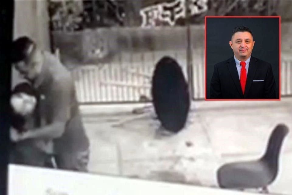 Una cámara captó el momento en que Sergio Martín Acosta toma del cabello a su pareja, la azota y la golpea en la cabeza.