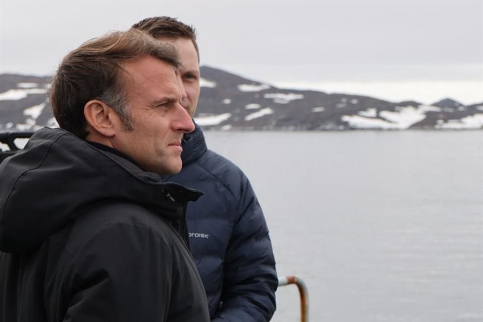 El Presidente Emmanuel Macron durante una visita en Nuuk, Groenlandia, el 15 de junio del 2025.