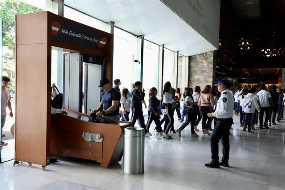 Tras el incumplimiento de las empresas SSS Asistencia y Supervisión, y Sistemas Prácticos en Seguridad Privada, volvió a los recintos la Policía Auxiliar. Sobre estas líneas, el Museo Nacional de Antropología.