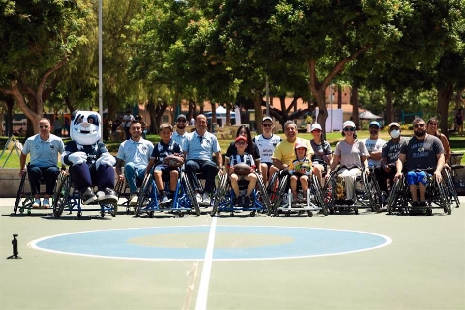 El Monterrey organizó un evento para resaltar la inclusión, junto con Angel City Sports y la ciudad de Burbank, California.