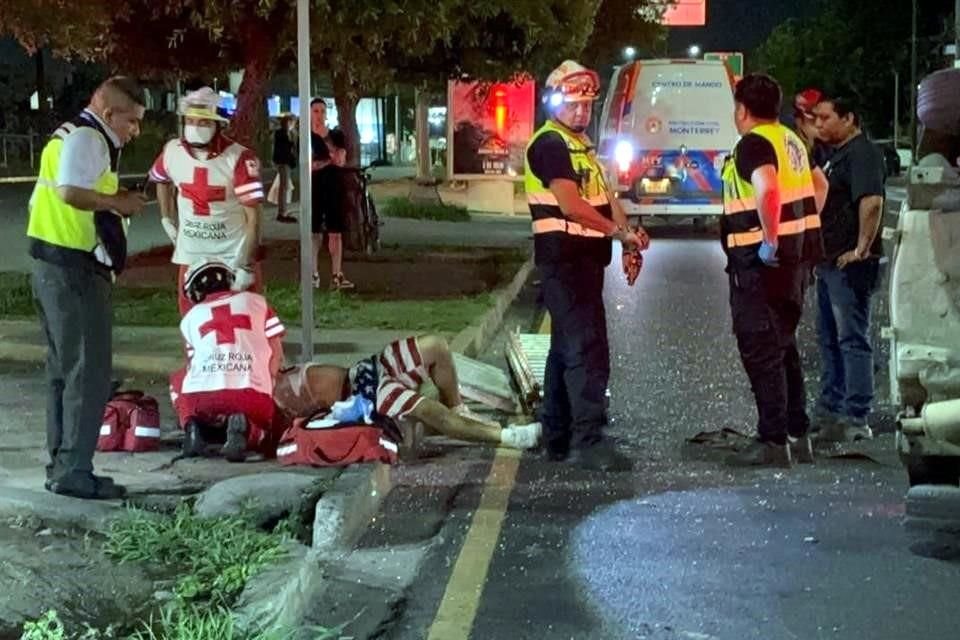 El accidente se registró alrededor de las 0:50 horas en dirección al poniente de la Avenida Ruiz Cortines.