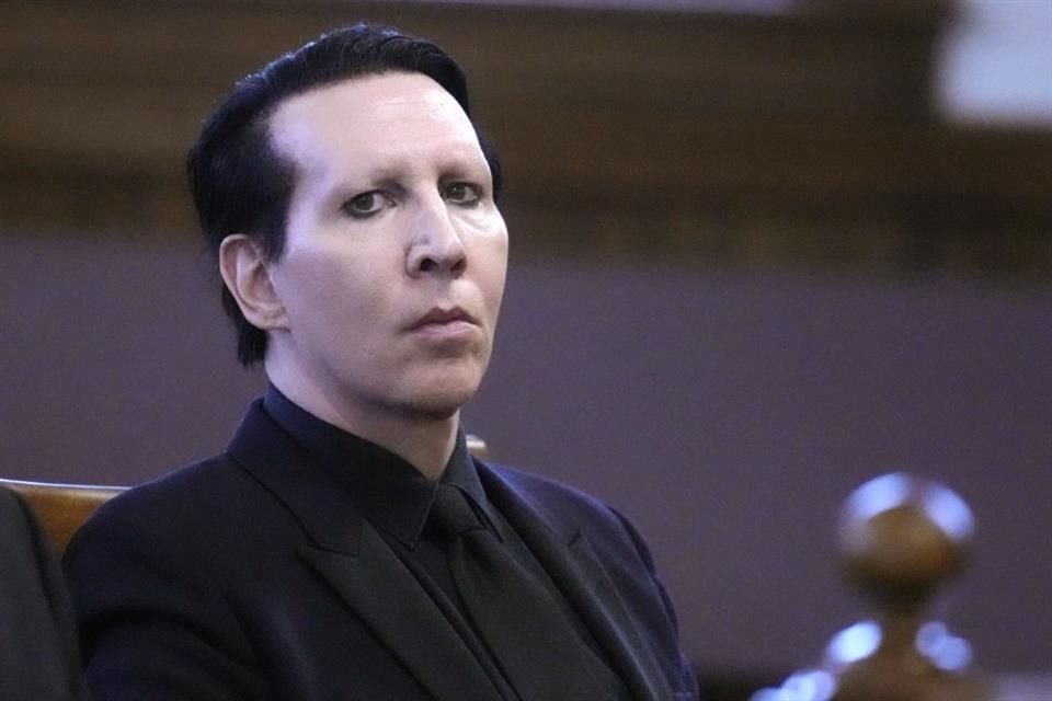 El arzobispo del estado, Jorge Alberto Cavazos Arizpe, expresó su preocupación por el mensaje que estaría llevando Manson a las audiencias jóvenes.