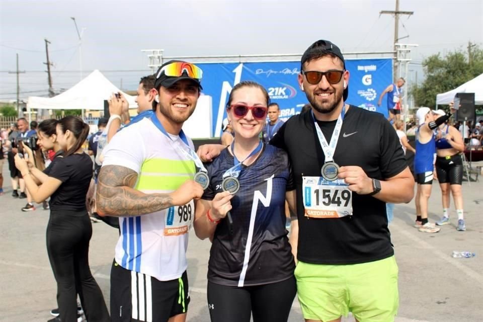 Eder Balderas, Gisela Balderas y Luis Pérez