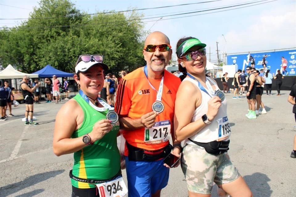 Leydy Orrego, Poncho García y  Valery Nájera