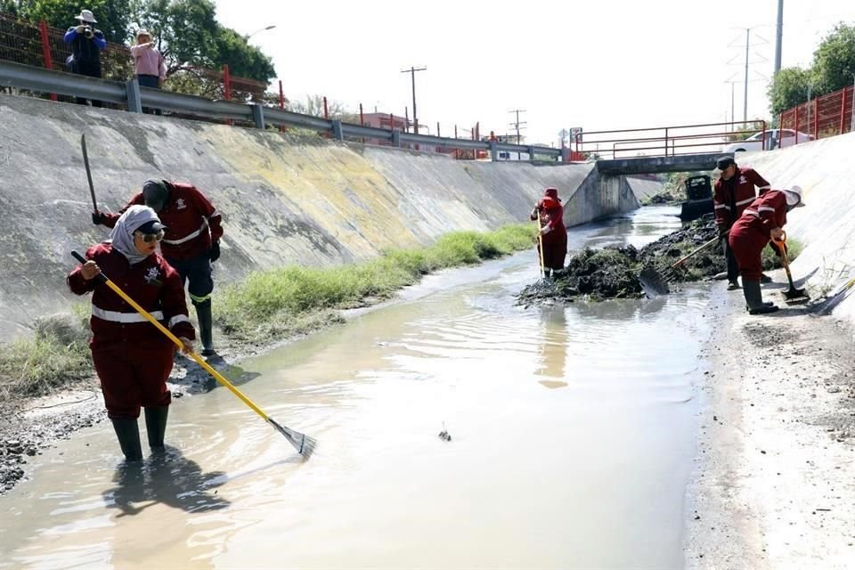 Escobedo busca evitar inundaciones durante la temporada de lluvias.