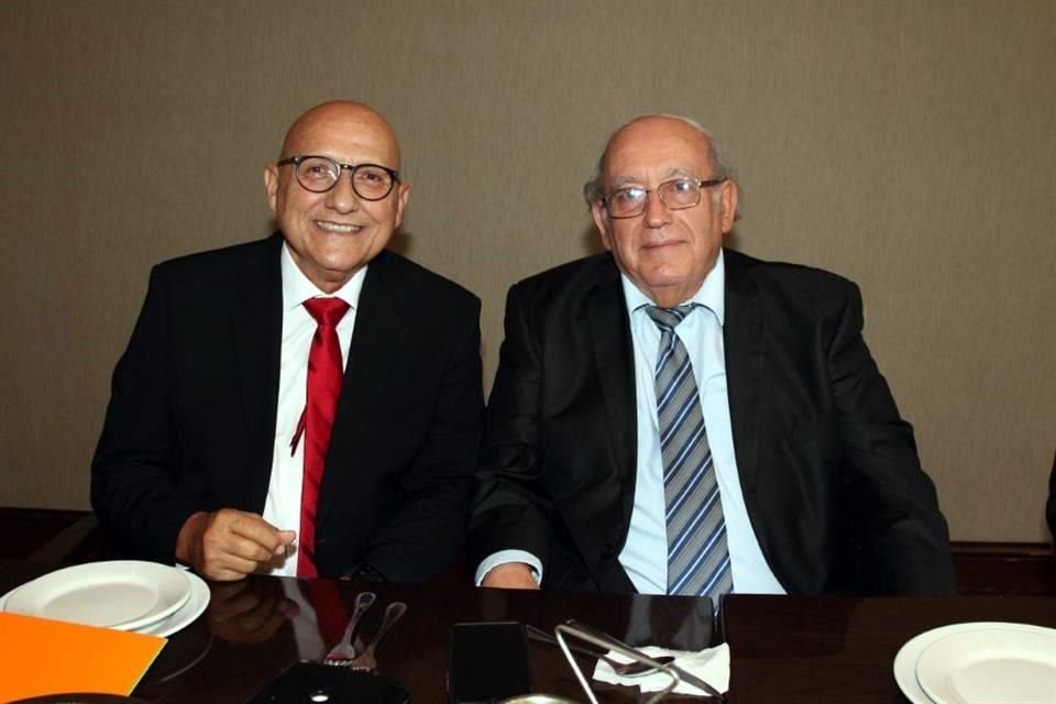 Marcelo Somohano e Ines Arturo González Cantú