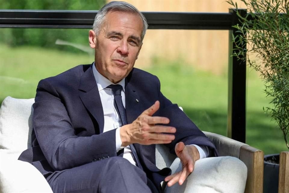 El Primer Ministro canadiense, Mark Carney, durante una reunión en el marco de la Cumbre del G7, en Alberta, Canadá.
