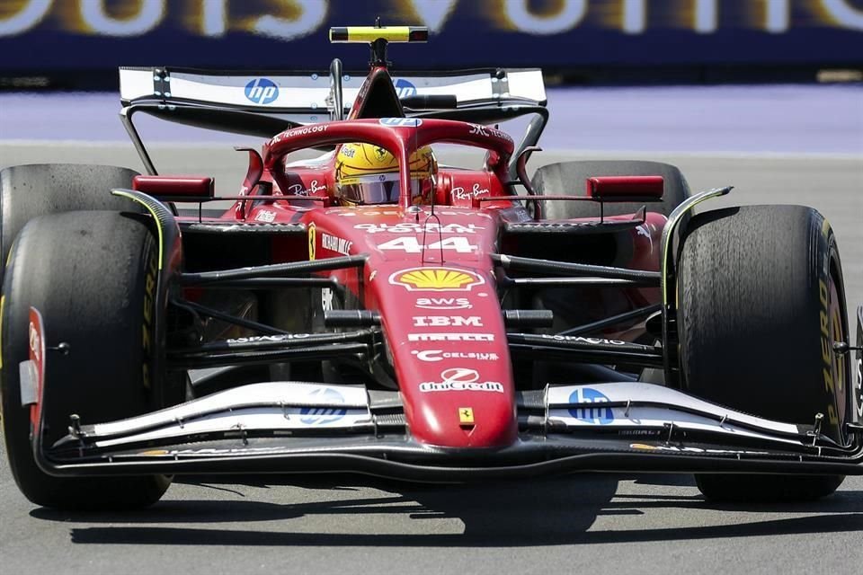 Hamilton espera una actualización del auto.