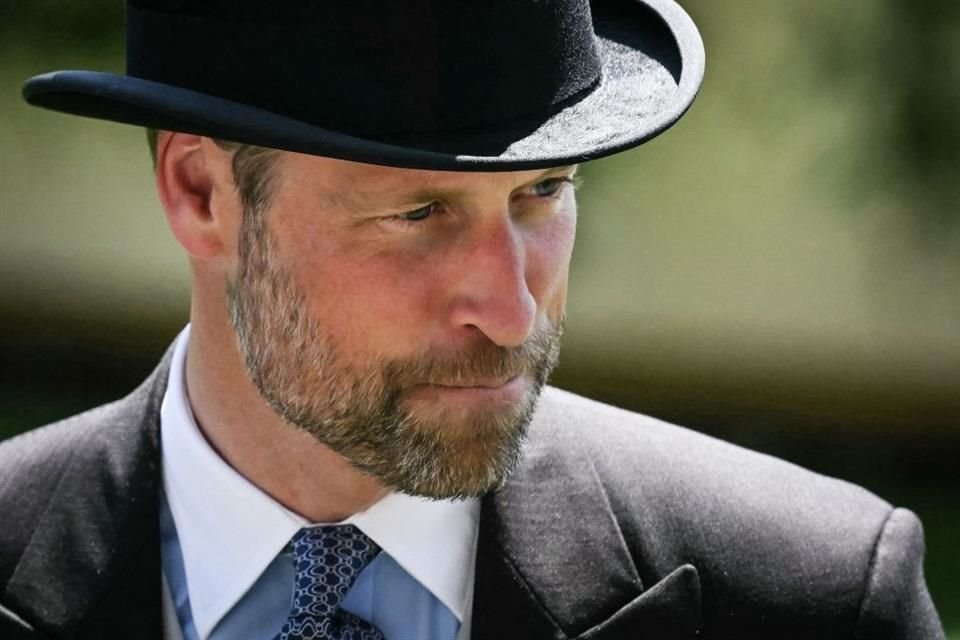 Middleton, de 43 años, estaba programada para participar en la procesión real en el segundo carruaje junto a su esposo.