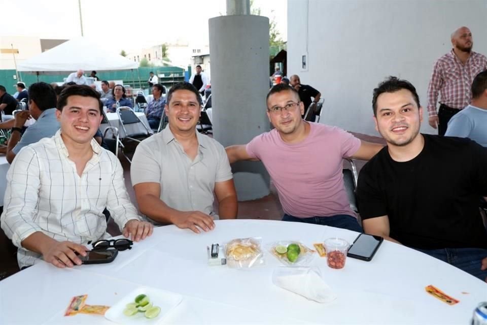 Marcos Arguello, Javier González, Jonathan Velázquez y Andrés Ortega