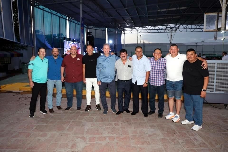 Fernando Garza, Rodrigo Cantú, Edson García, Efraín González, José Manuel Murillo, Alberto Sánchez, Faustino Amézquita, Eric Rodríguez y Joel Bárcenas