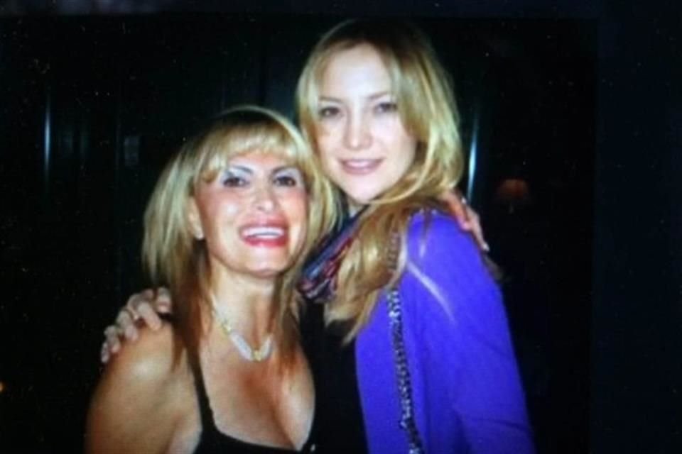 Jennifer Abbott fue una figura reconocida en el cine independiente y en redes sociales se le vio en eventos junto a famosos como Kate Hudson y Paris Hilton.