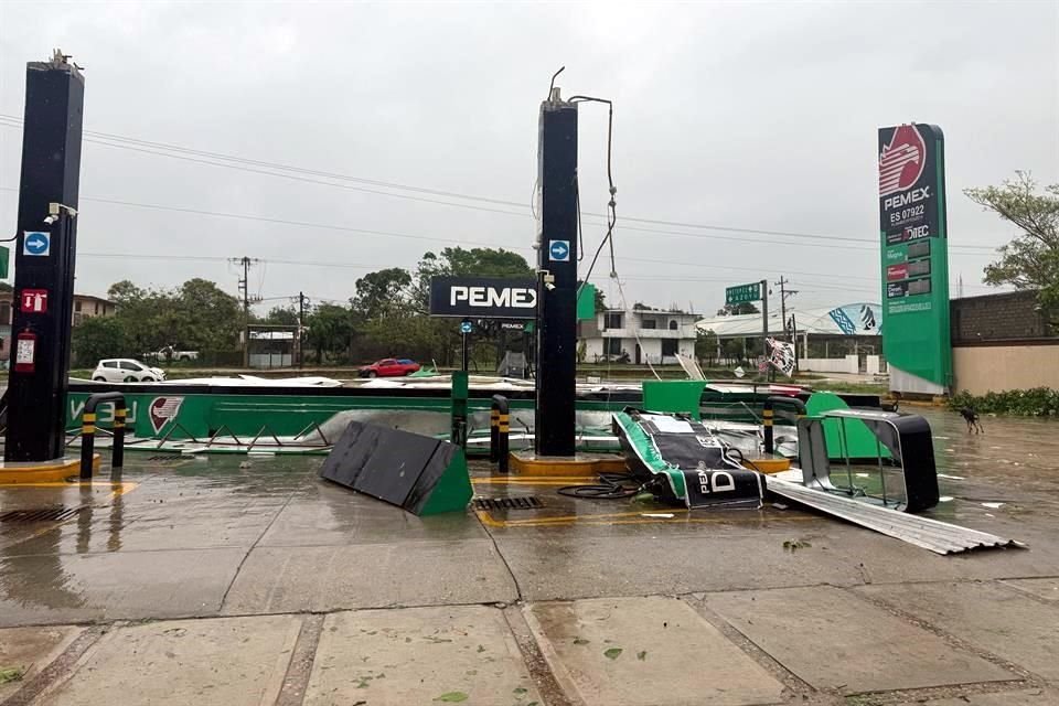 Afectaciones en Juchitán, Guerrero, tras el paso del huracán 'Erick'.