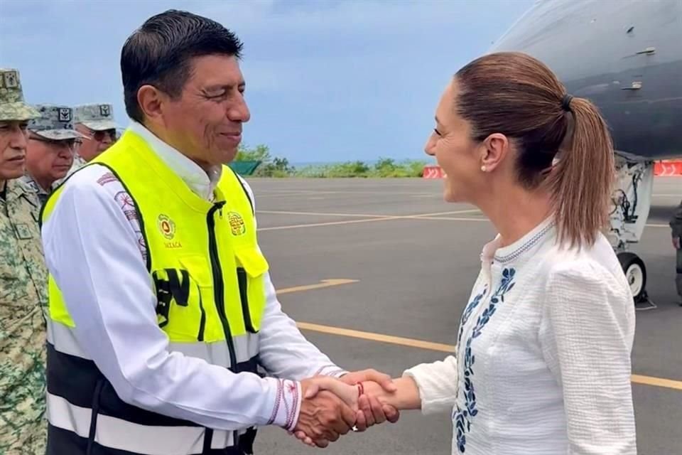 La Mandataria canceló su gira en Quintana Roo para acudir a Oaxaca.