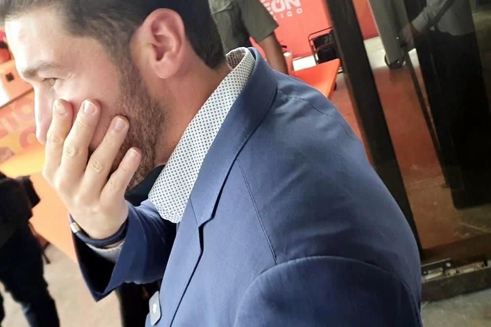 El emecista también ignoró preguntas sobre los levantones que se presentaron esta semana en esa vía.