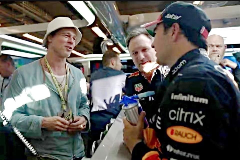 Durante el rodaje, Pitt convivió con 'Checo'.
