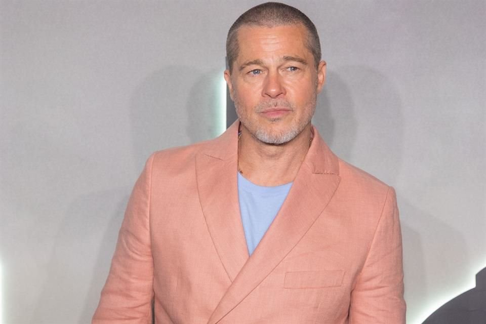 Pitt dijo que después de algunas sesiones, las reuniones de AA se convirtieron en 'algo que esperaba con ilusión'.