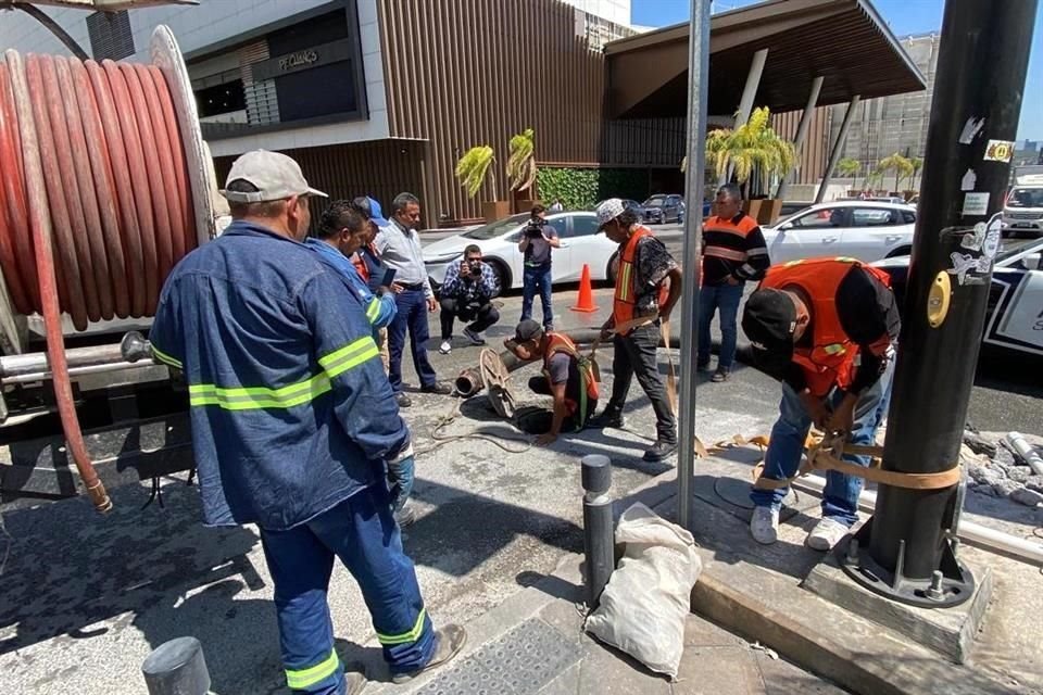  La fuga se extendió desde El Palacio de Hierro hasta la rotonda de los Tubos.