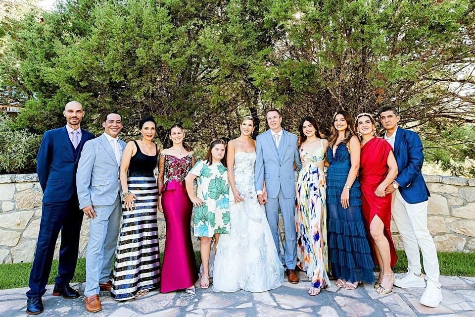 Edgar Beckley, Elías Yáñez, Karin Beckley, Charbel González Beckley, Andrea Beltrán Beckley, LOS NOVIOS, Érica Beltrán Beckley, Anneliesse Beltrán Beckley, Ericka de Beltrán y Marco Beltrán Bernal