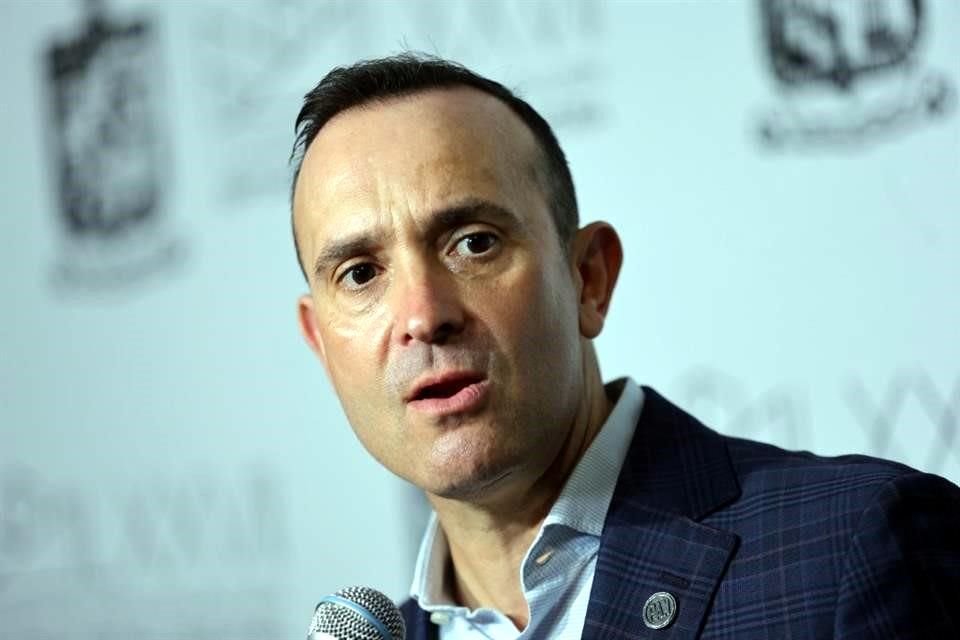 Carlos de la Fuente, líder de la fracción del PAN en el Congreso.