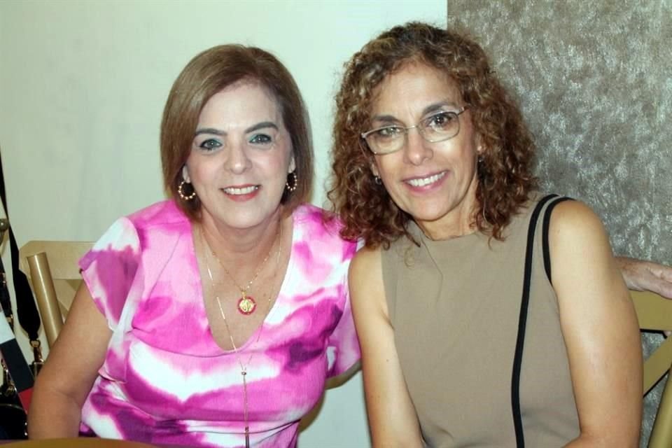 Malena y Martha Cabriales