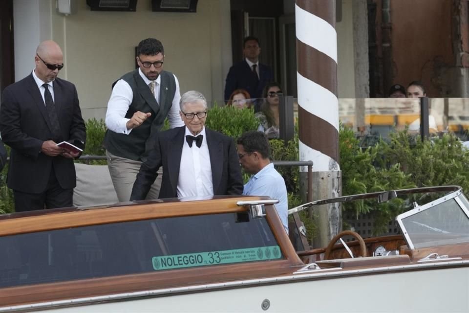 Bill Gates fue uno de los invitados de lujo en la boda más esperada del año.