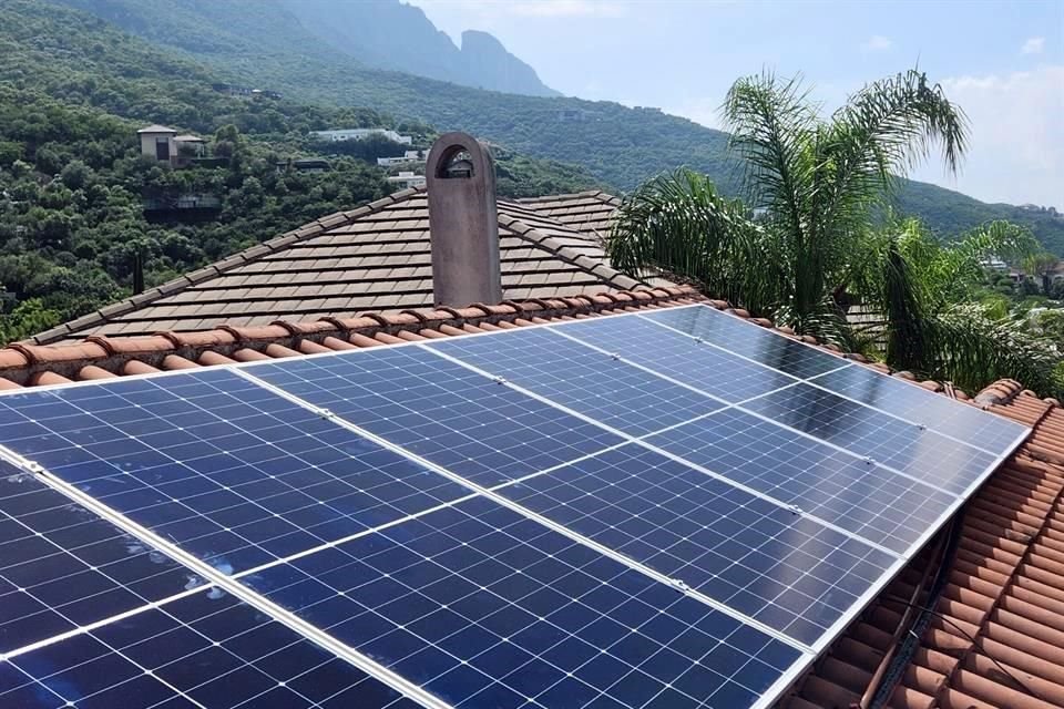 Si los recibos de electricidad superan los mil 500 o 2 mil pesos bimestrales, vale la pena considerar este sistema.