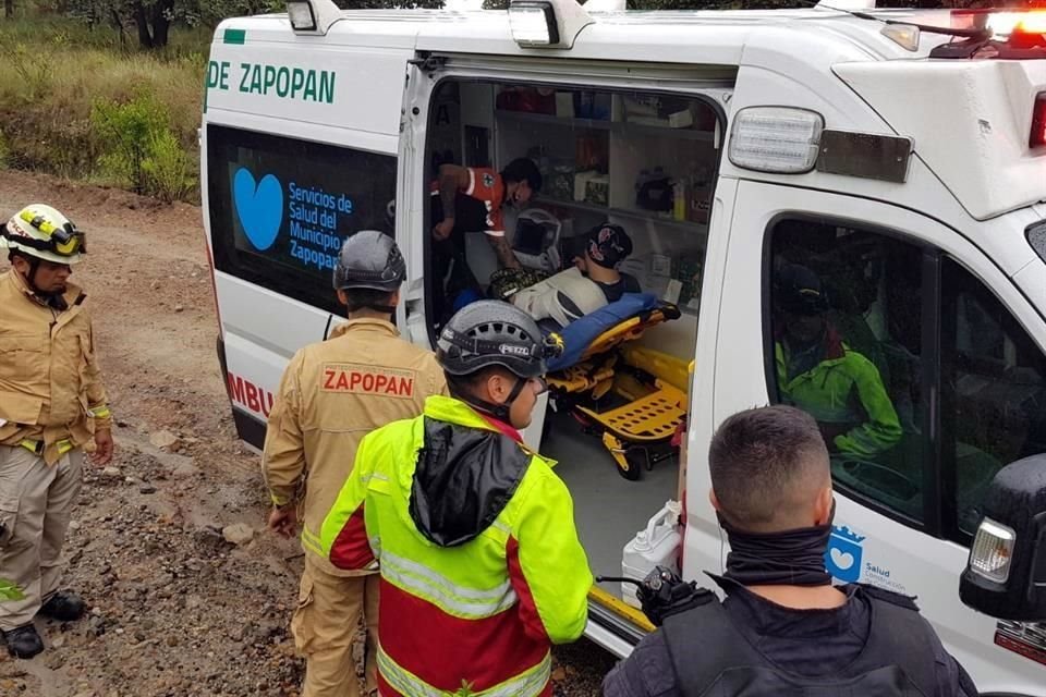 El ciclista fue atendido y salió del lugar por su propio pie.