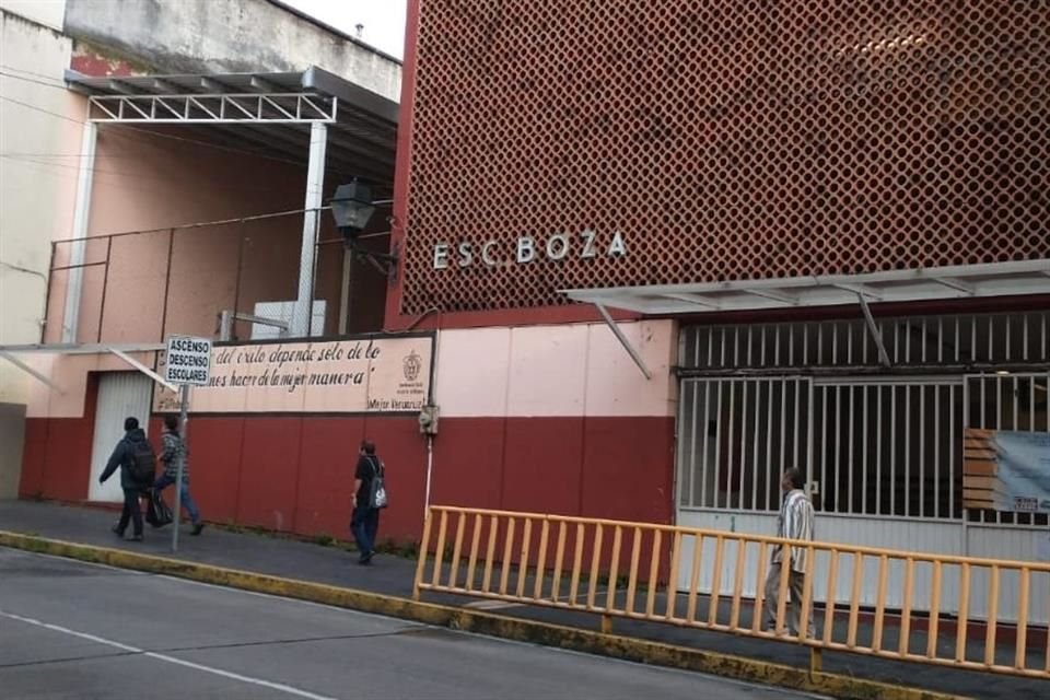 Algunas escuelas en la capital veracruzana no regresaron a clases.