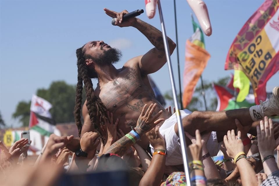 El cantante Bobby Vylan lanzó durante su concierto frases como 'Palestina libre' y 'Muerte, muerte a las Fuerzas de Defensa de Israel', lo que desconcertó a su audiencia.