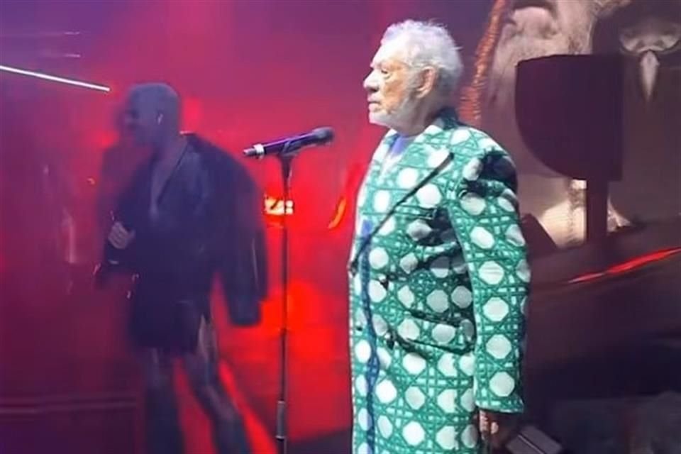 Las redes sociales se llenaron de videos y fotografías del momento, compartidas por la audiencia.