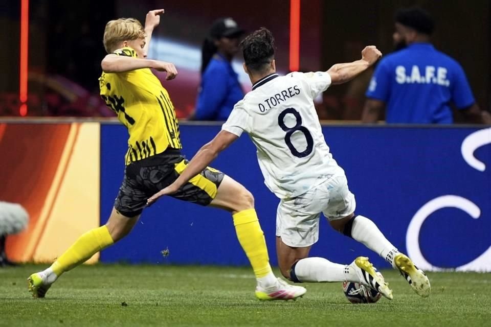 El equipo alemán mostró superioridad en el primer tiempo.