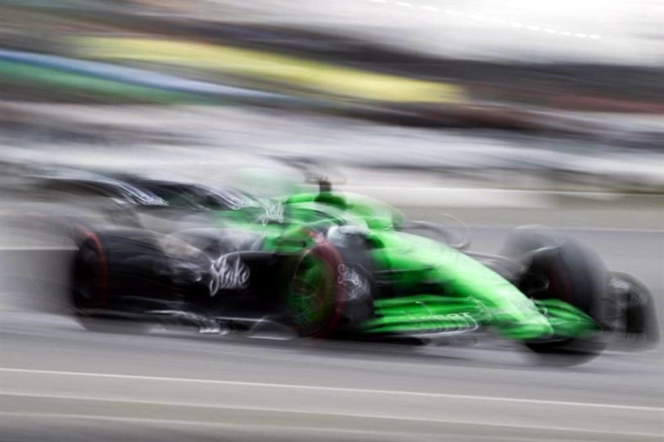 Hülkenberg fue el más feliz en Silverstone, ya que el piloto alemán subió por primera ocasión al podio tras 239 carreras en la F1.