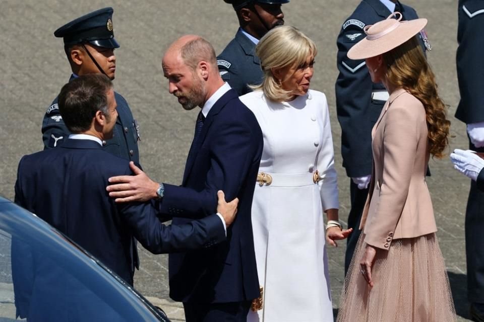 El Príncipe Guillermo y Kate Middleton recibieron a Emmanuel Macron en su visita de estado a Reino Unido, enfocada en migración y seguridad.