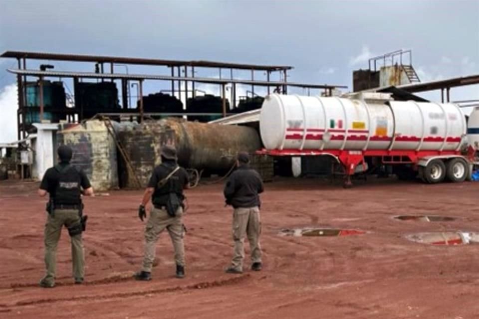 El operativo de cateo lo realizaron elementos de la Agencia de Investigación Criminal con apoyo del Ejército, Policía estatal y Guardia Nacional.