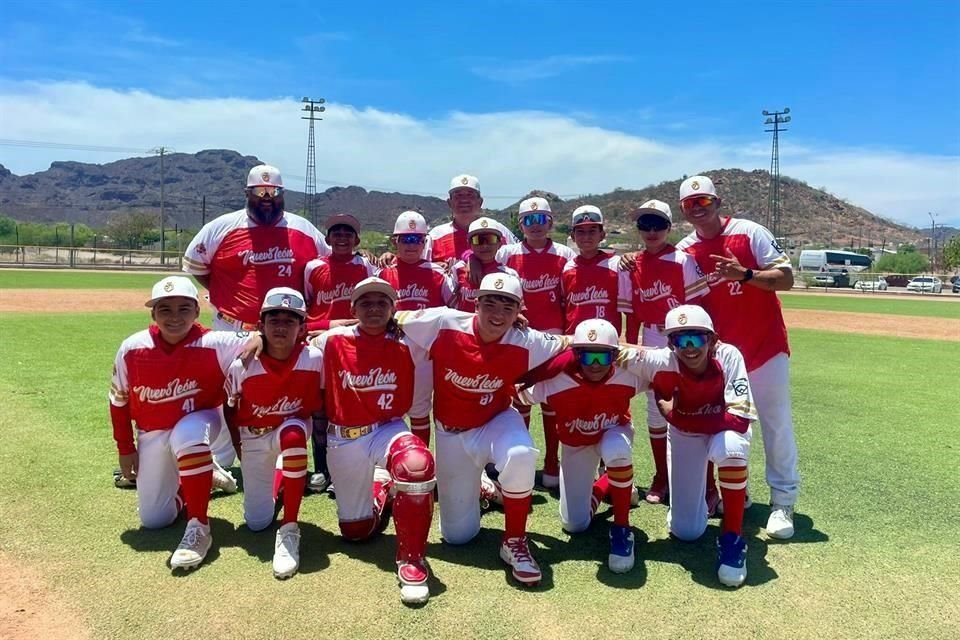 Los Bravos de Apodaca derrotaron a la Liga Cardel-Veracruz.