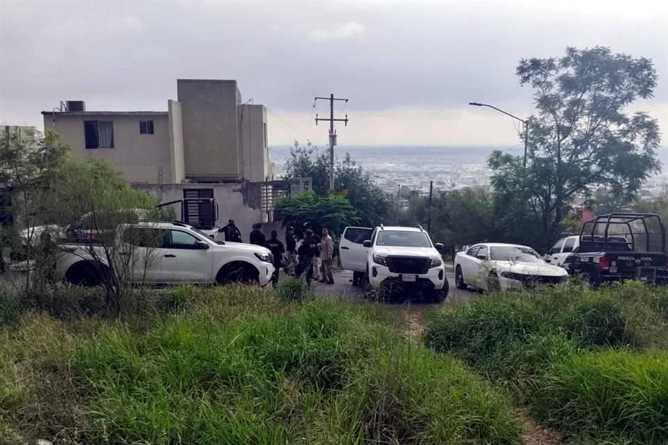 Alrededor de las 8:00 horas inició el operativo en diferentes veredas del Cerro del Topo Chico.