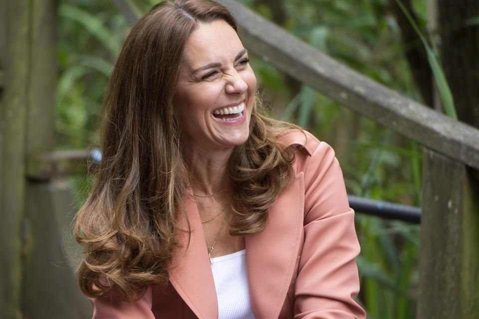 Tash, quien se casó con el fotógrafo real Chris Jackson en 2017, también ha viajado por todo el mundo con la realeza y ha presenciado algunos de sus momentos más especiales.