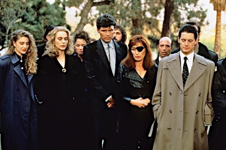 Considered one of the most influential productions in history, the series premiered in April 1990.