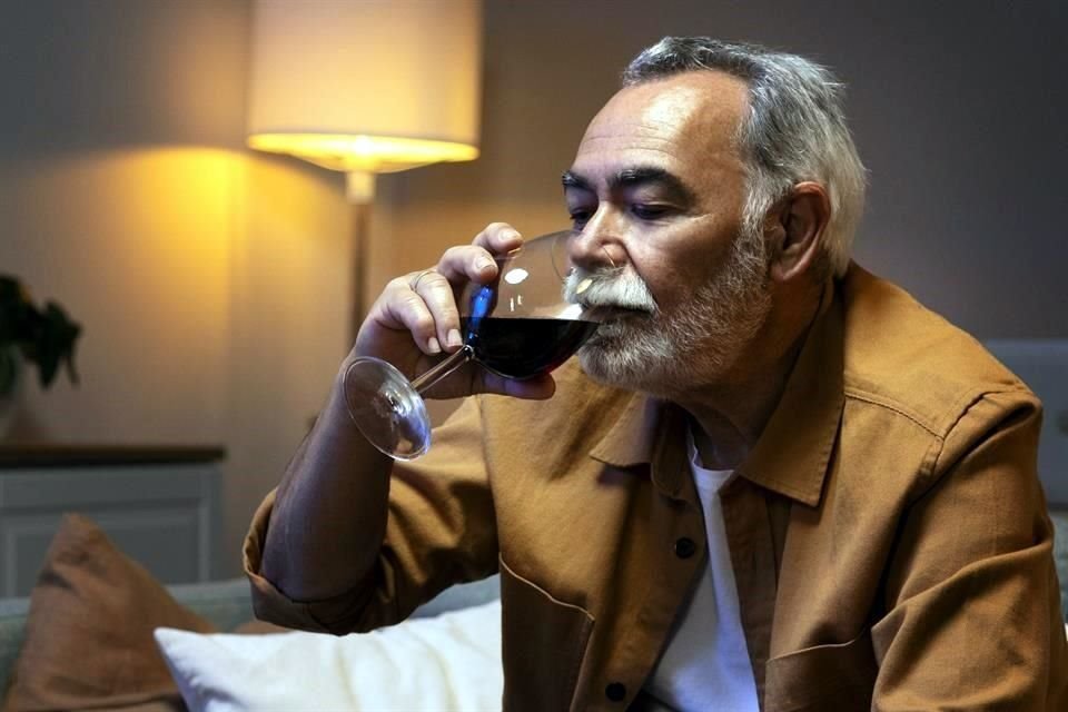 After age 65, drinking alcoholic beverages increases physical and cognitive risks, as well as problems with certain medications.