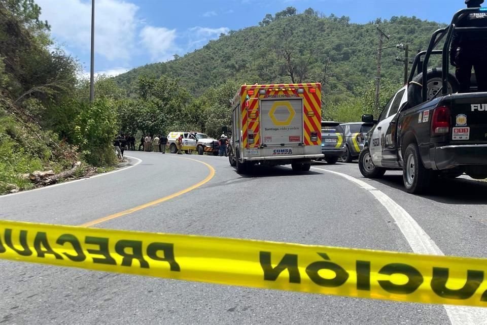 Fue alrededor de las 11:30 horas cuando se reportó el hallazgo en el kilómetro 10 de la Carretera a Laguna de Sánchez.