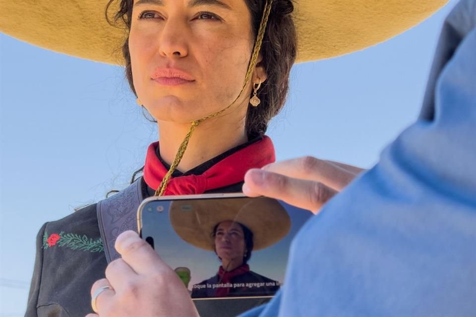 Guerrero también homenajea a las familias mexicanas, y, en este caso en particular, a la figura de una fallecida abuela.