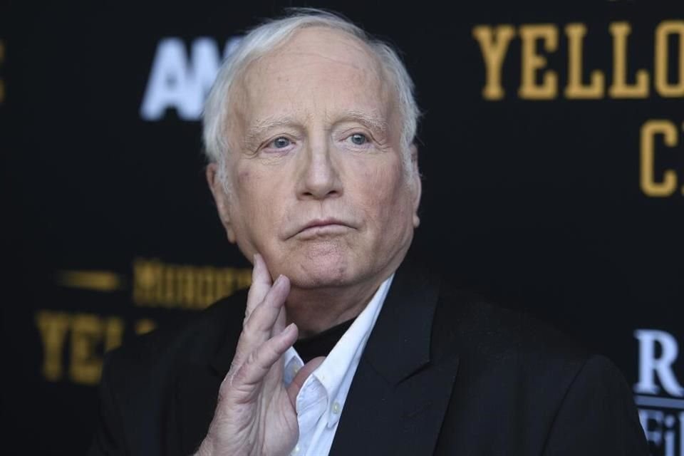 El actor Richard Dreyfuss tuvo que cancelar su participación en la convención Shark Con debido a que le diagnosticaron bronquitis viral.