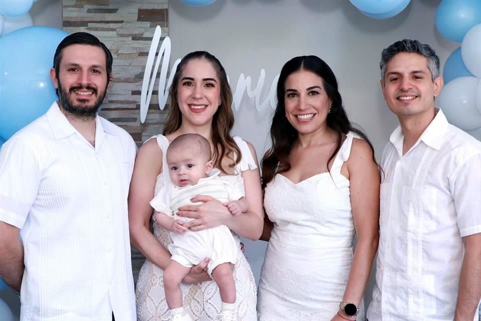 Marcial Cavazos, Mauricio Cavazos Lugo, Caty Lugo de Cavazos, Celina Lugo y Emiliano Cavazos