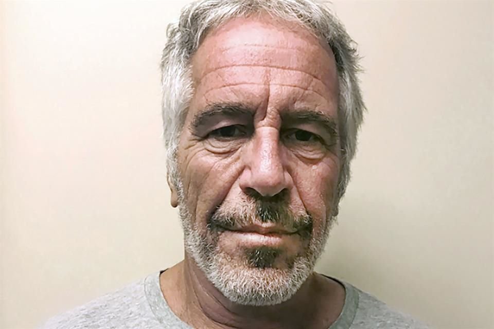 Y es que el nombre de Spacey fue uno de los más de 150 nombres asociados con Epstein cuando se publicaron como parte de una demanda en enero de 2024.