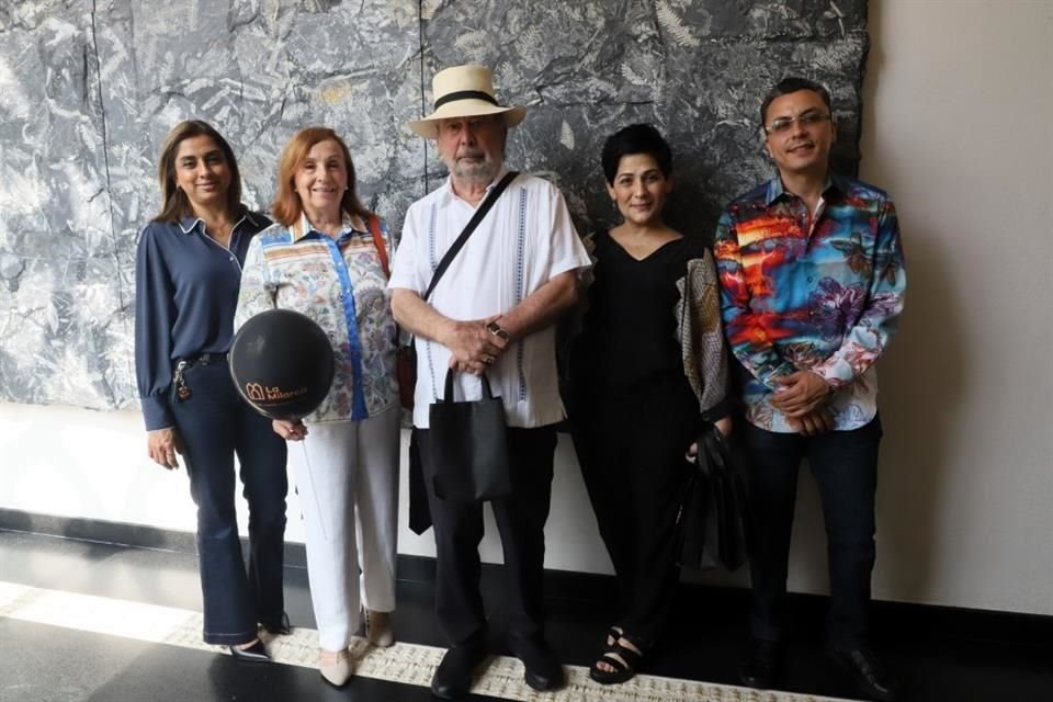 Ángeles Galván, Mercedes Zorrilla, Mauricio Fernández, Alejandra Álvarez y Miguel Ávila
