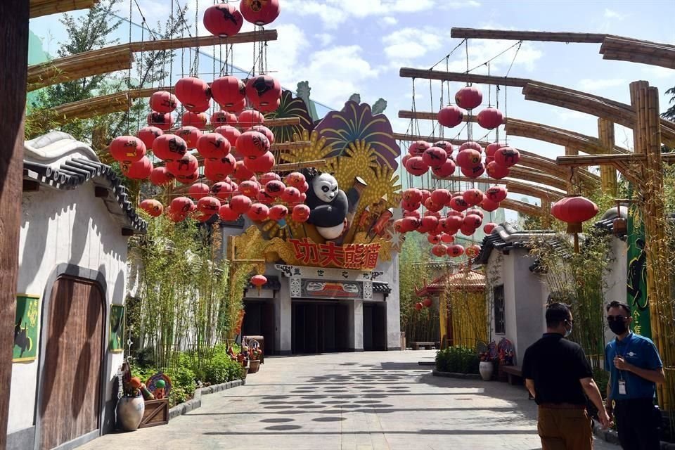 Universal Studios anunció que su primer parque temático en China abrirá en la capital del país, Beijing, en septiembre.