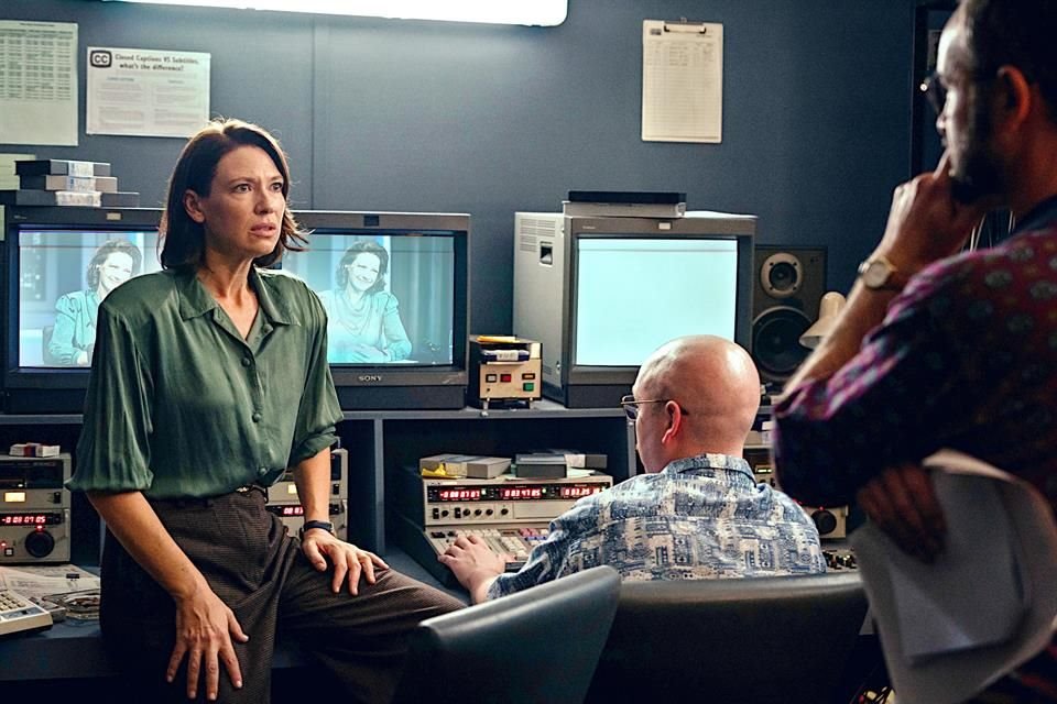 El cierre de la aclamada serie 'The Newsreader', por Universal+, retrata la ansiedad de una periodista televisiva en un sistema hostil.