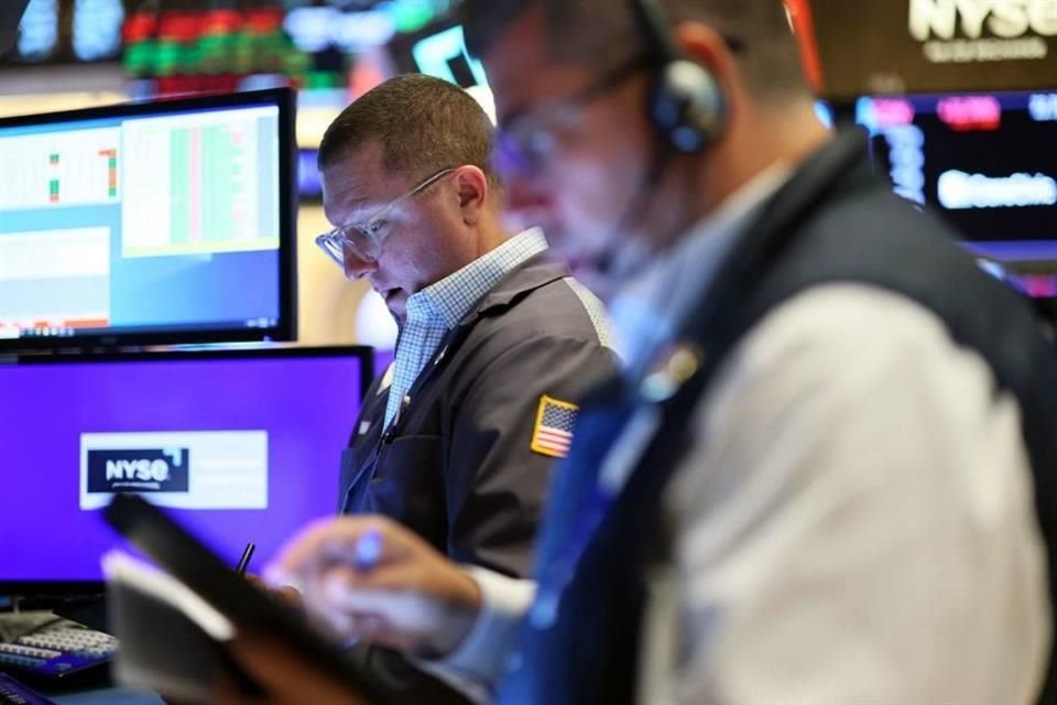 El índice tecnológico Nasdaq cerró con un alza de 0.76%.