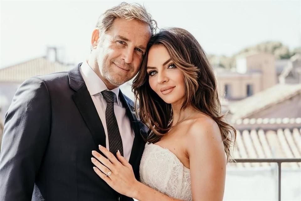 El actor Josh Lucas, ex de Salma Hayek, se casó con su novia, la meteoróloga Brianna Ruffalo, en la Ciudad del Vaticano.